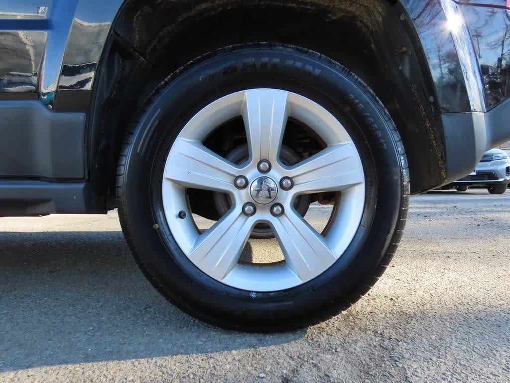 Thumbnail: 2013 Jeep Patriot - 9