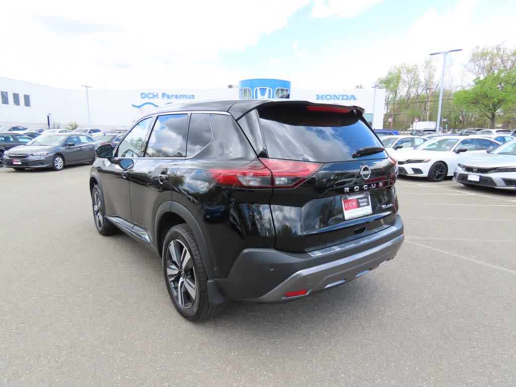Thumbnail: 2023 Nissan Rogue - 4