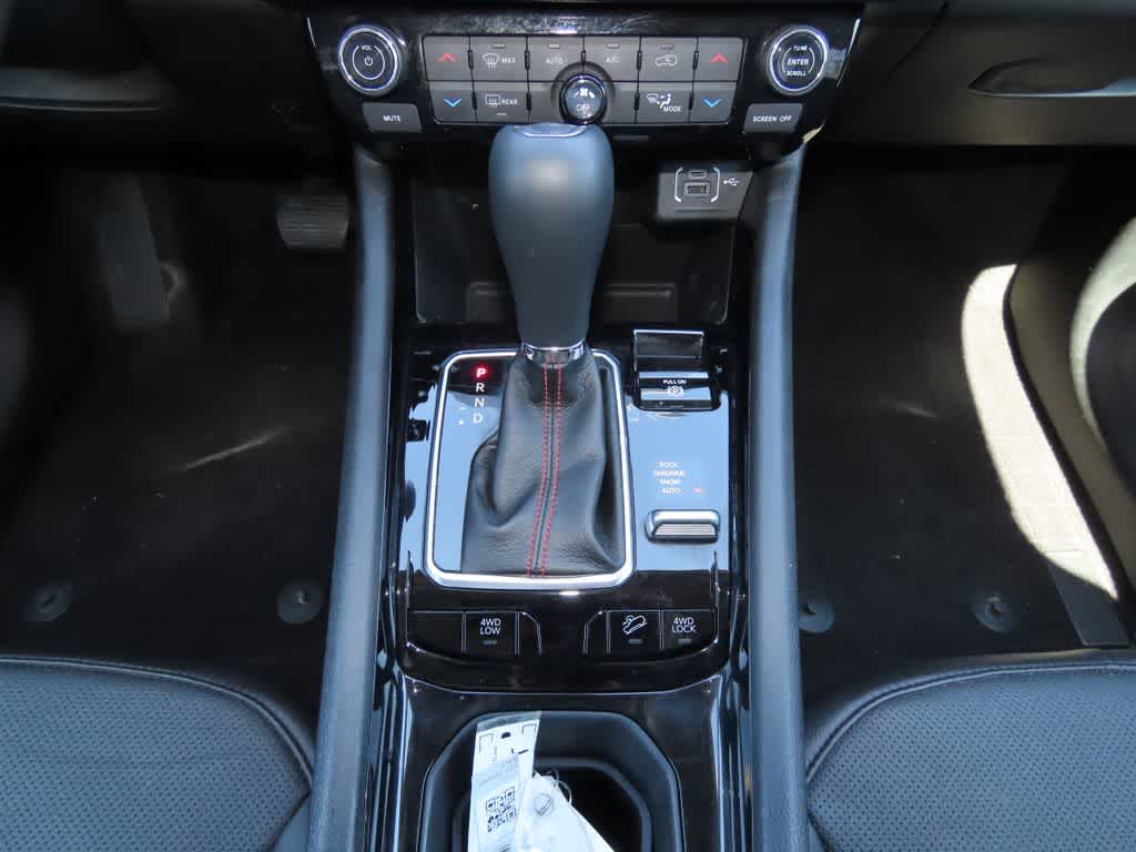 Thumbnail: 2022 Jeep Compass - 25