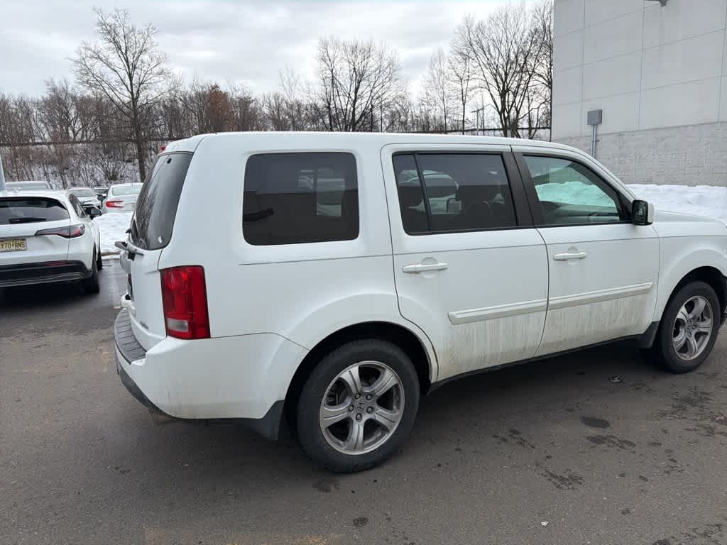 Thumbnail: 2014 Honda Pilot - 17