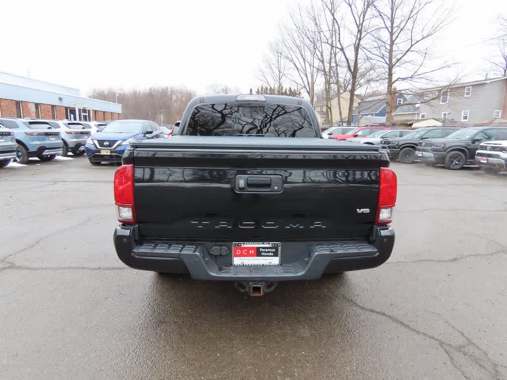 Thumbnail: 2019 Toyota Tacoma - 5