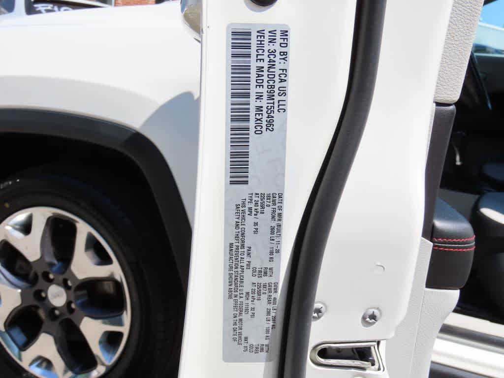 Thumbnail: 2021 Jeep Compass - 32