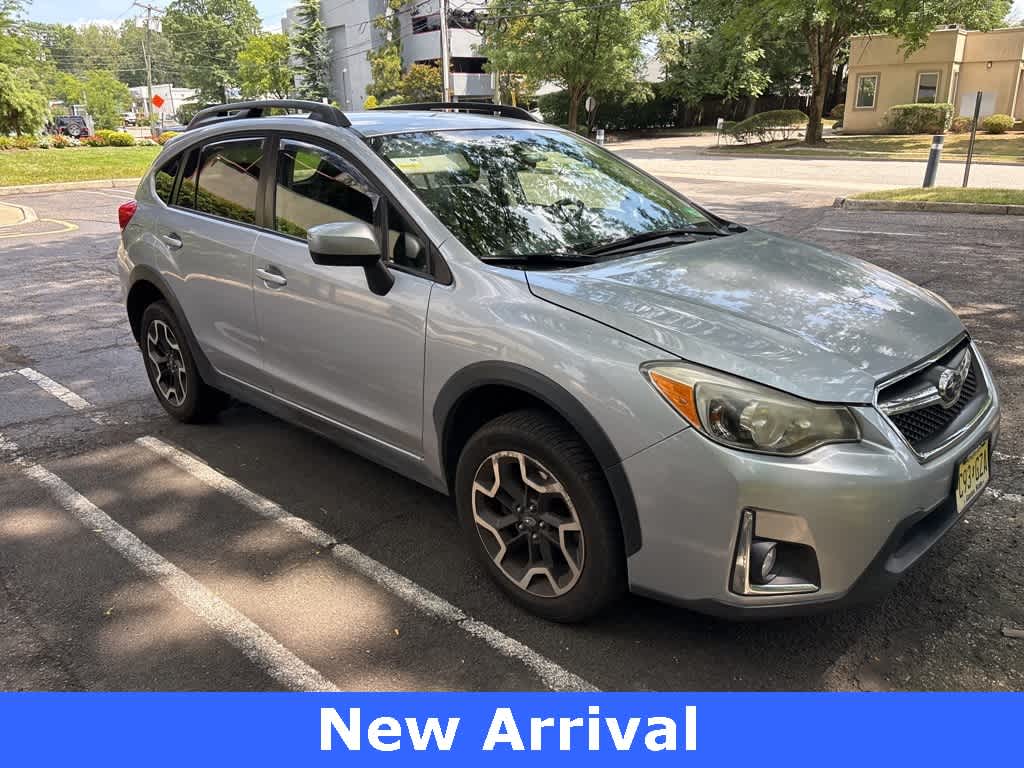 Thumbnail: 2016 Subaru Crosstrek - 1