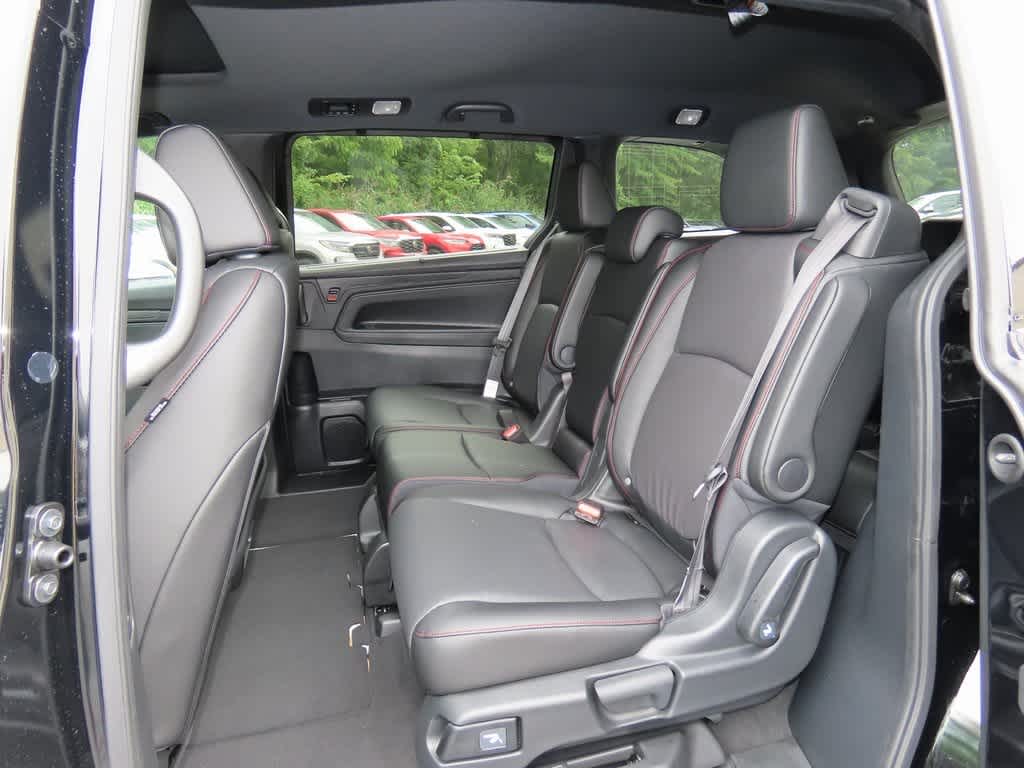 2025 Honda Odyssey Sport 14