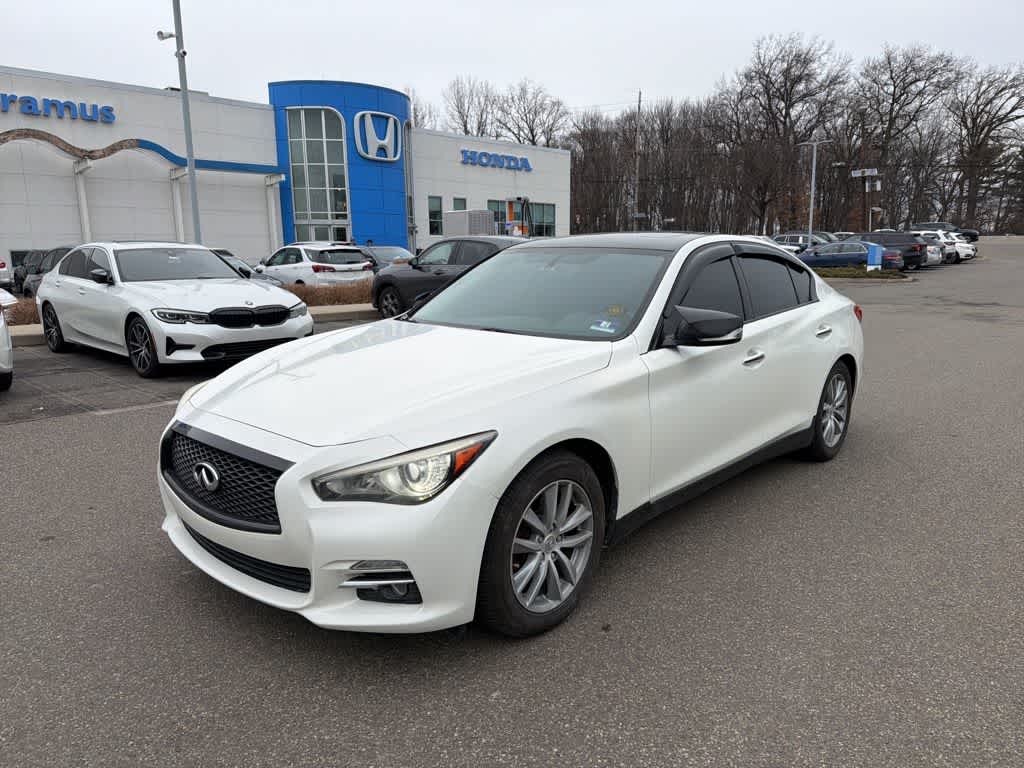 Thumbnail: 2016 INFINITI Q50 - 3