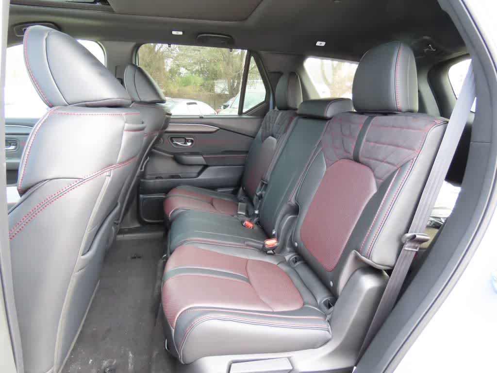 Thumbnail: 2026 Honda Pilot - 15