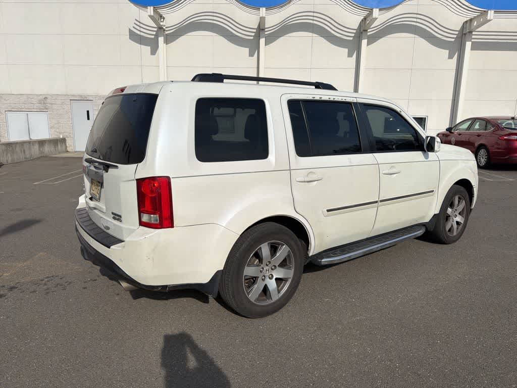 Thumbnail: 2015 Honda Pilot - 15