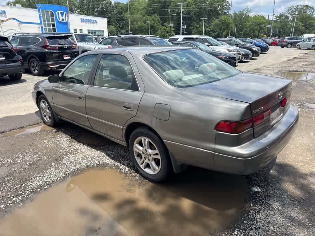 Thumbnail: 1998 Toyota Camry - 13