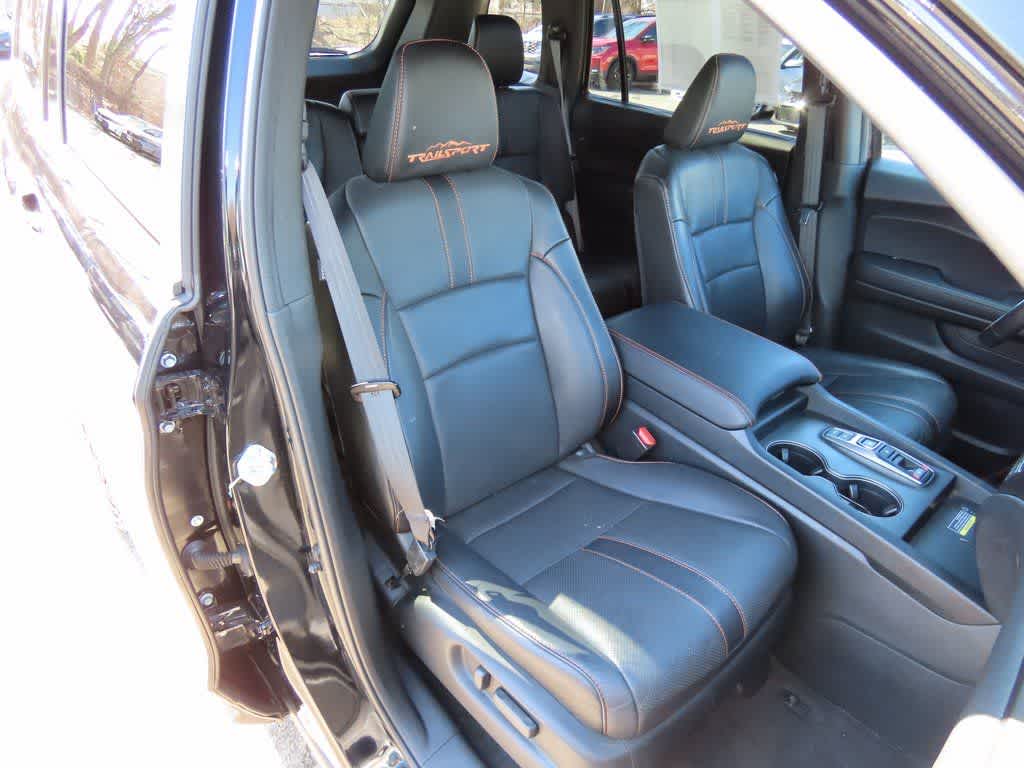 Thumbnail: 2024 Honda Passport - 16