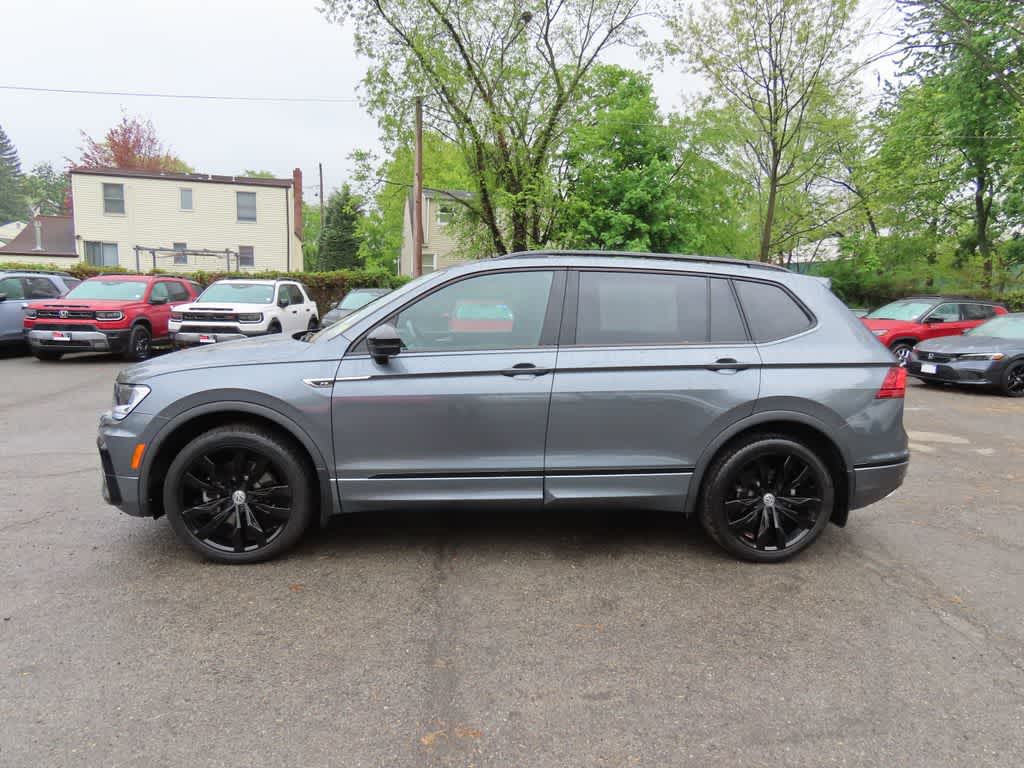Thumbnail: 2021 Volkswagen Tiguan - 3
