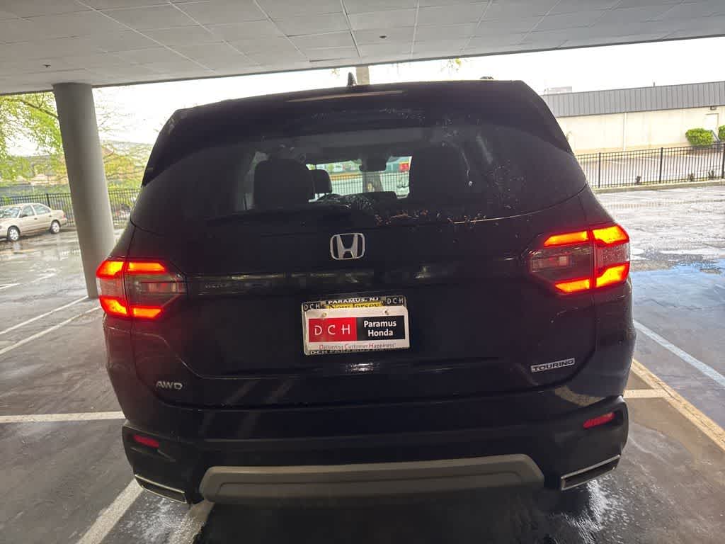 Thumbnail: 2023 Honda Pilot - 18