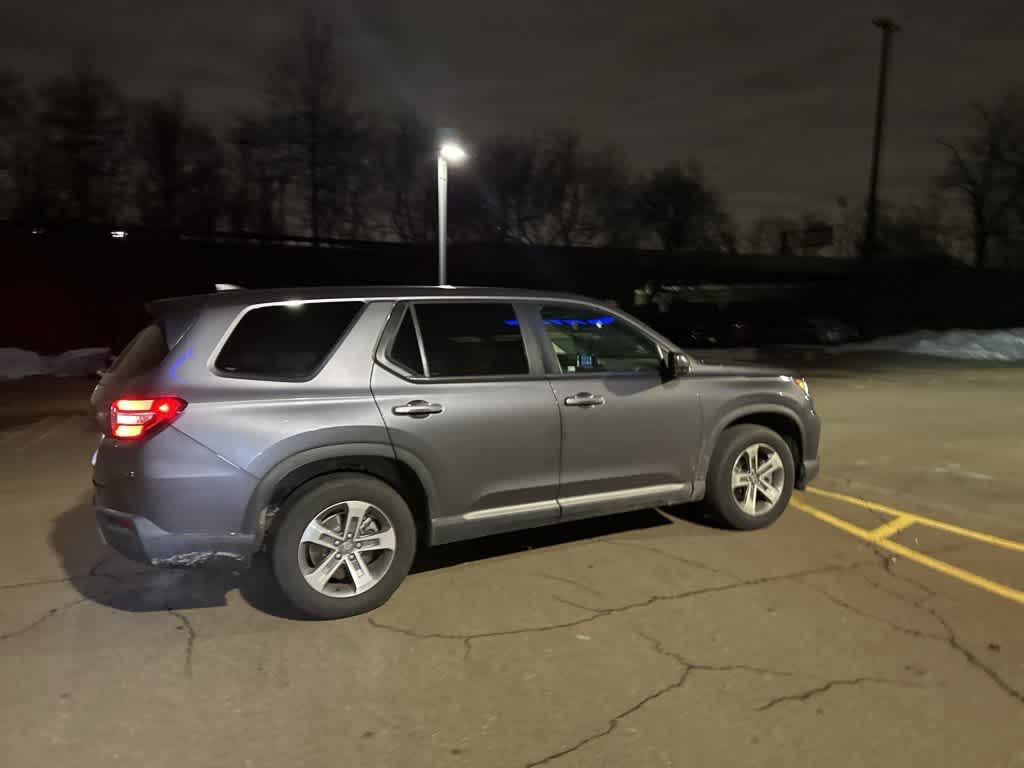 Thumbnail: 2023 Honda Pilot - 14