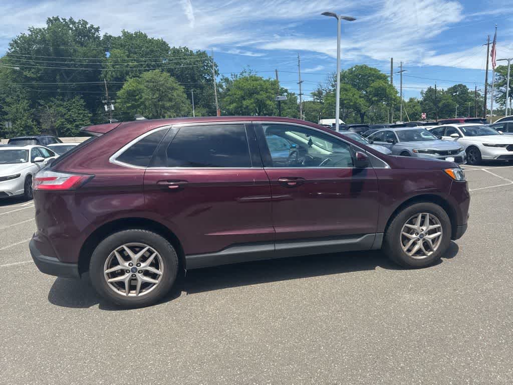 Thumbnail: 2021 Ford Edge - 12