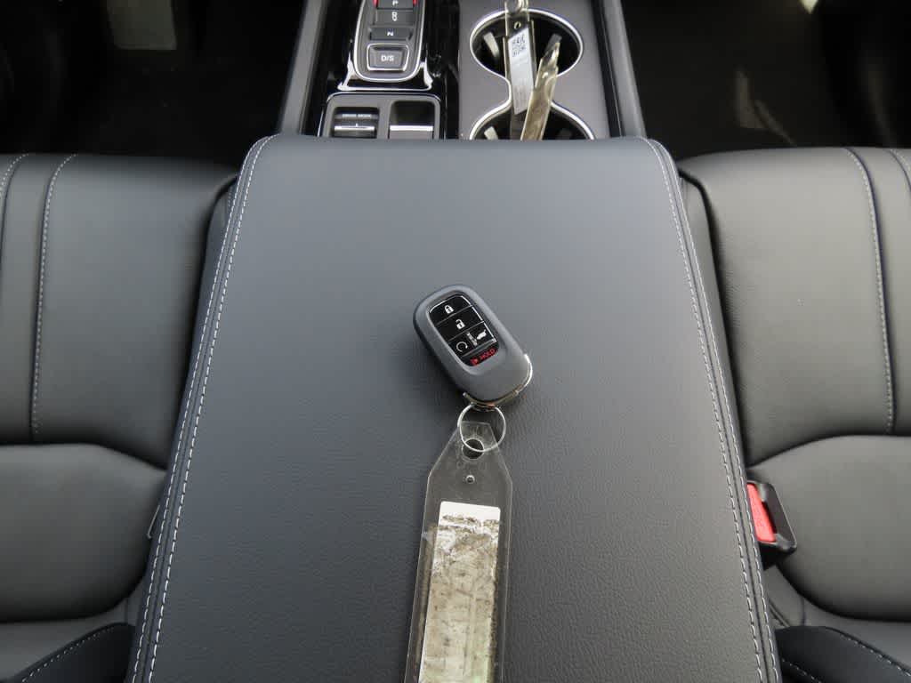 Thumbnail: 2026 Honda Pilot - 30