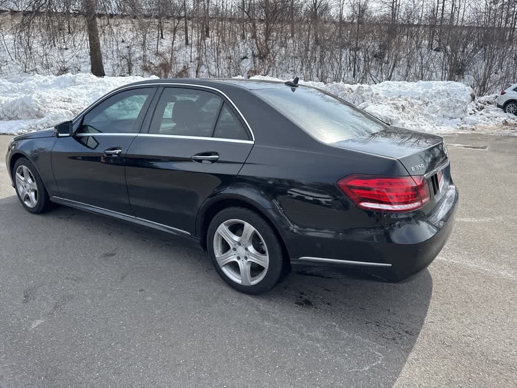 Thumbnail: 2015 Mercedes-Benz E-Class - 23