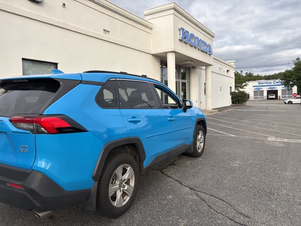Thumbnail: 2019 Toyota RAV4 - 11