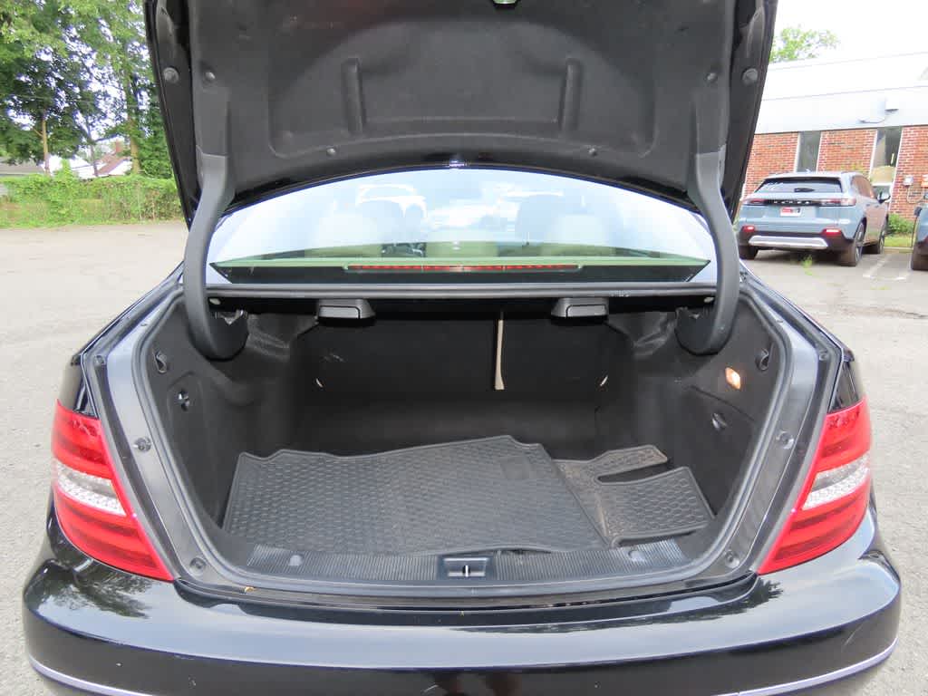Thumbnail: 2014 Mercedes-Benz C-Class - 11