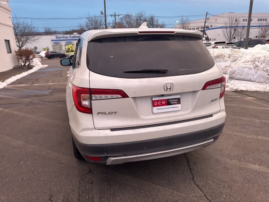 Thumbnail: 2019 Honda Pilot - 13