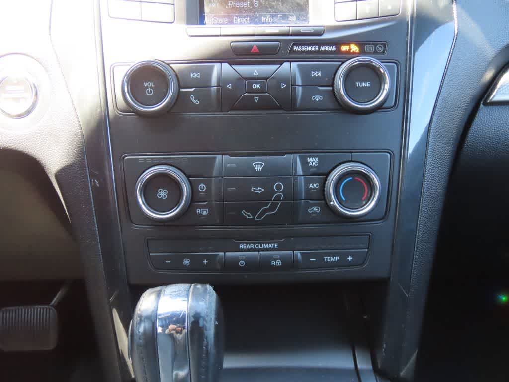 Thumbnail: 2018 Ford Explorer - 18