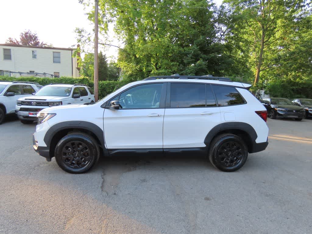 Thumbnail: 2023 Honda Passport - 3