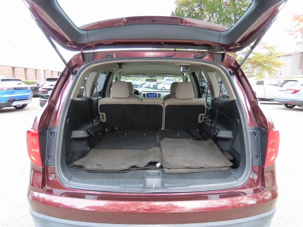 Thumbnail: 2016 Honda Pilot - 11