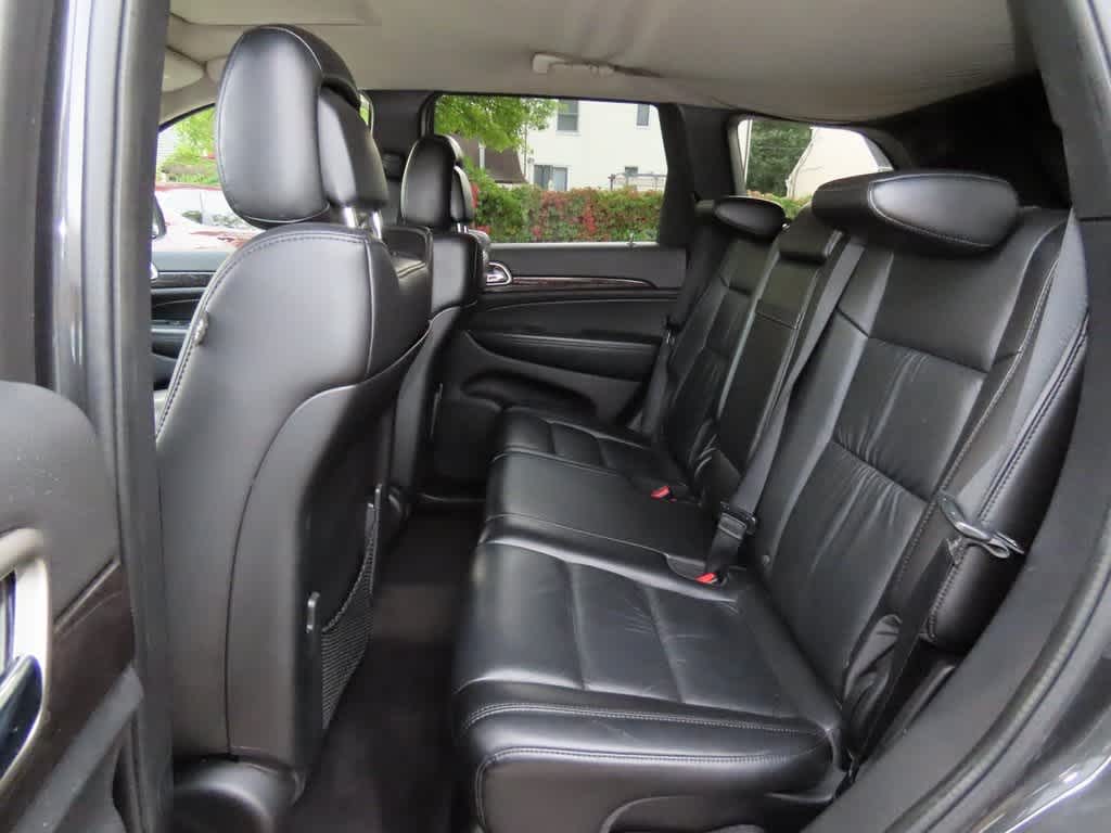 Thumbnail: 2011 Jeep Grand Cherokee - 14