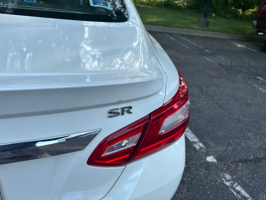 Thumbnail: 2016 Nissan Altima - 12