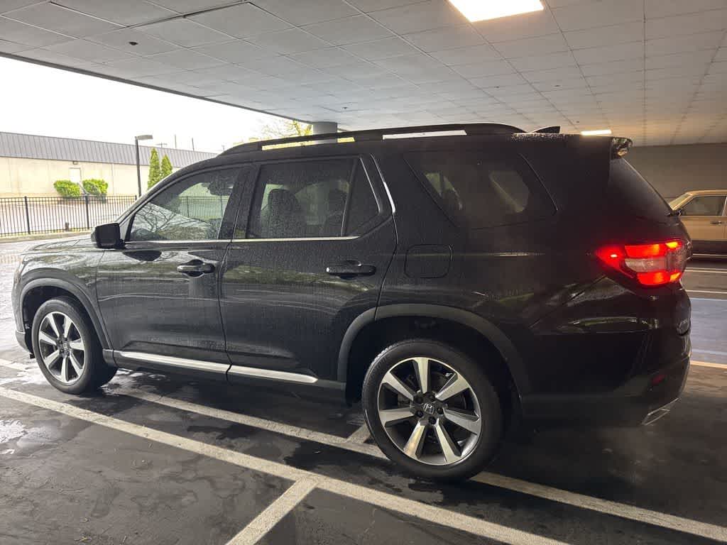 Thumbnail: 2023 Honda Pilot - 22