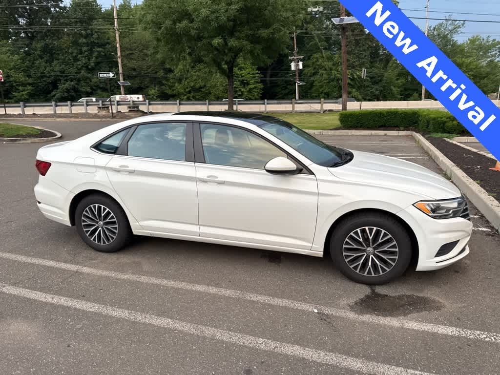 Thumbnail: 2019 Volkswagen Jetta - 1
