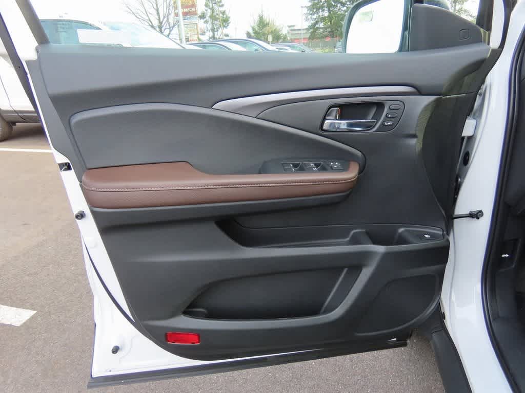 Thumbnail: 2026 Honda Ridgeline - 14