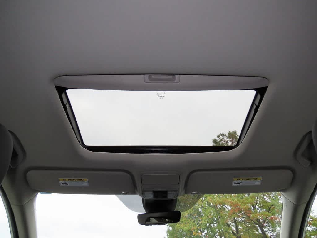 Thumbnail: 2025 Honda Odyssey - 25