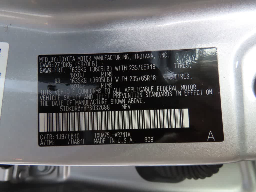 Thumbnail: 2023 Toyota Highlander - 26