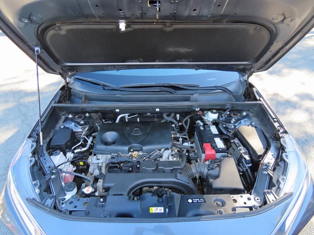 Thumbnail: 2021 Toyota RAV4 - 10