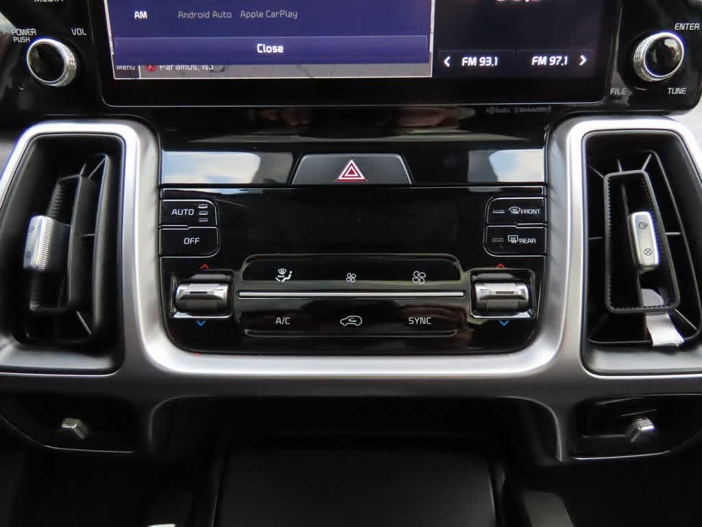 Thumbnail: 2022 Kia Sorento - 24