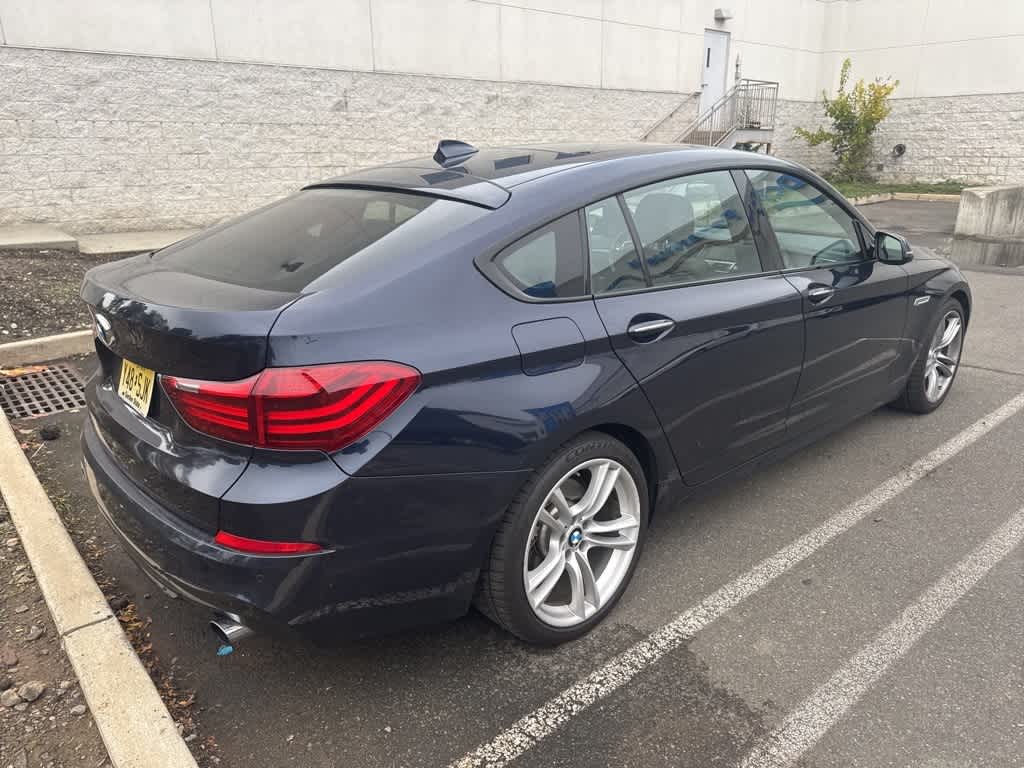 Thumbnail: 2015 BMW 5 Series - 8