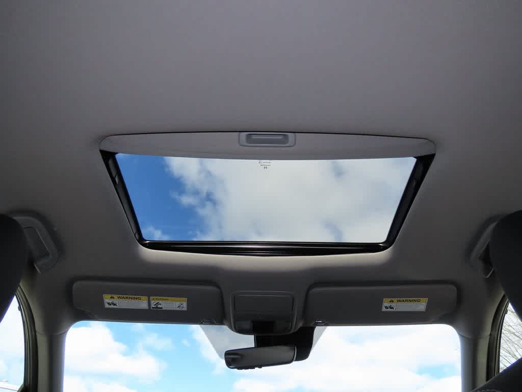 Thumbnail: 2022 Honda Pilot - 26