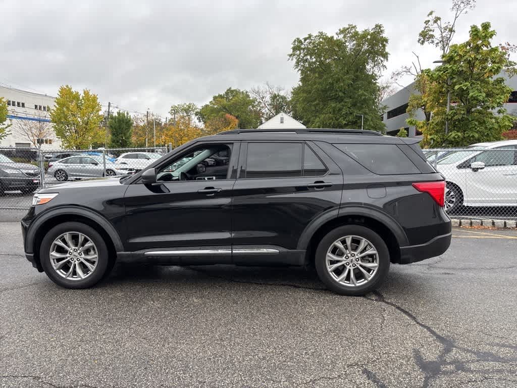 Thumbnail: 2020 Ford Explorer - 11