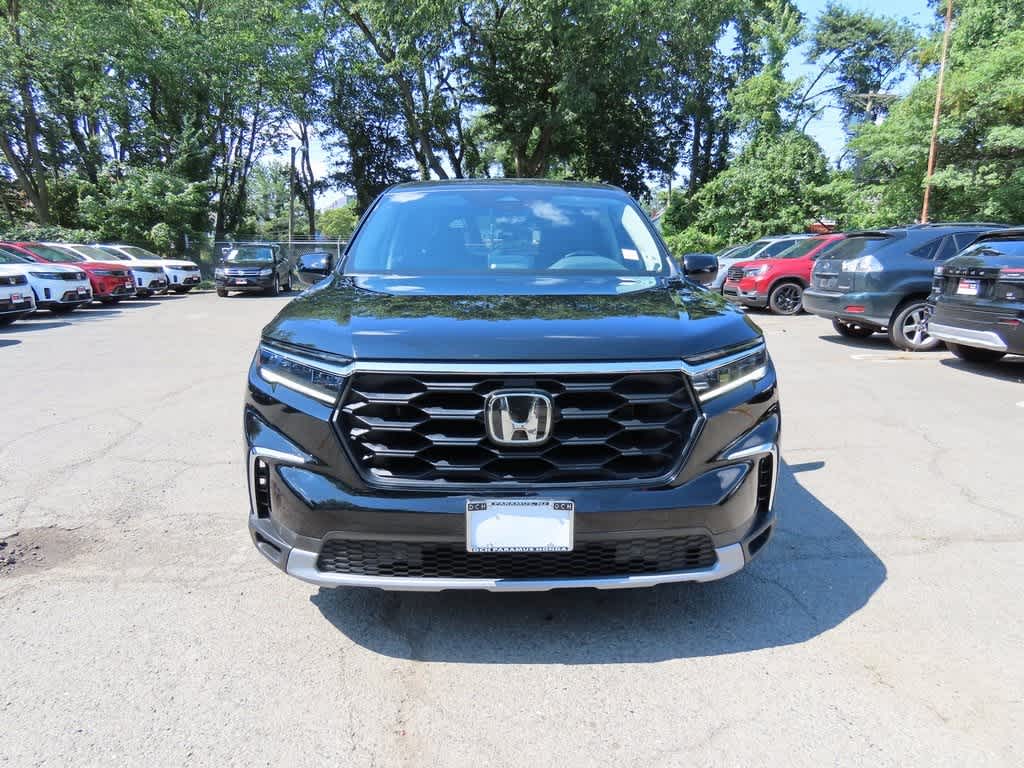Thumbnail: 2023 Honda Pilot - 6