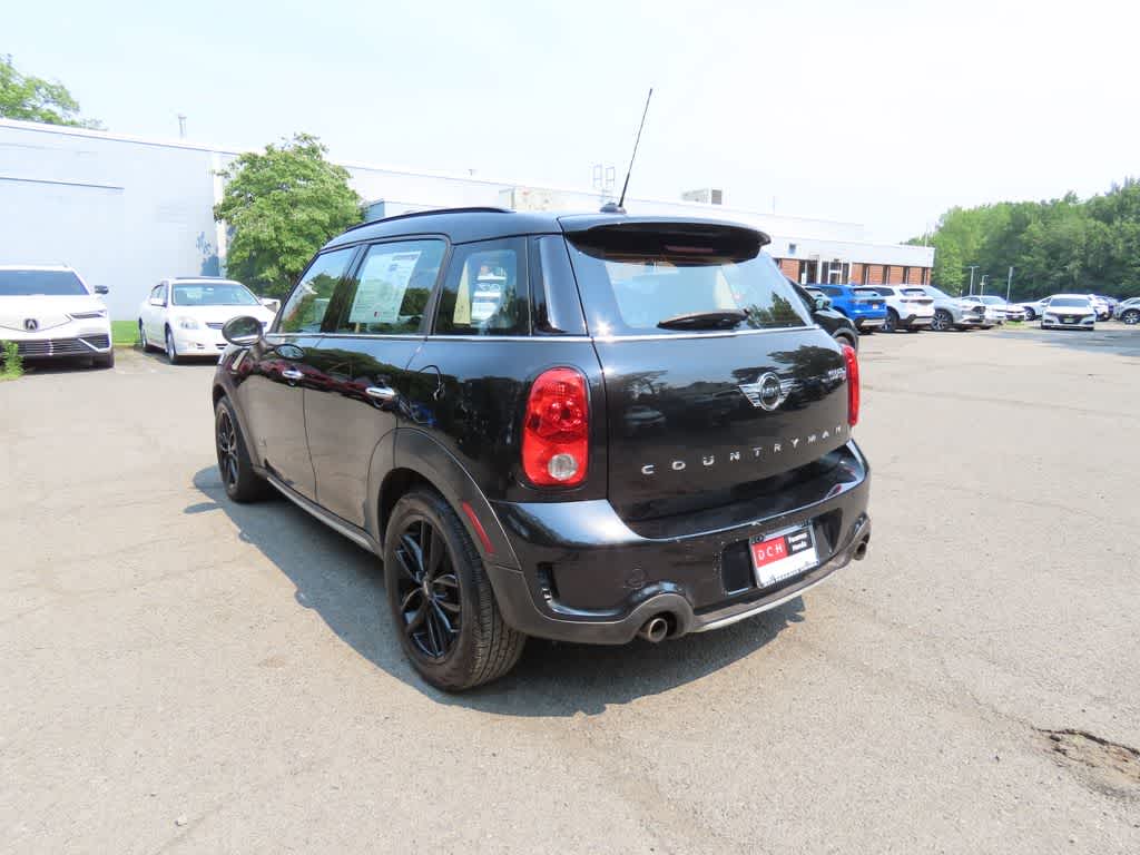 Thumbnail: 2016 MINI Cooper Countryman - 3