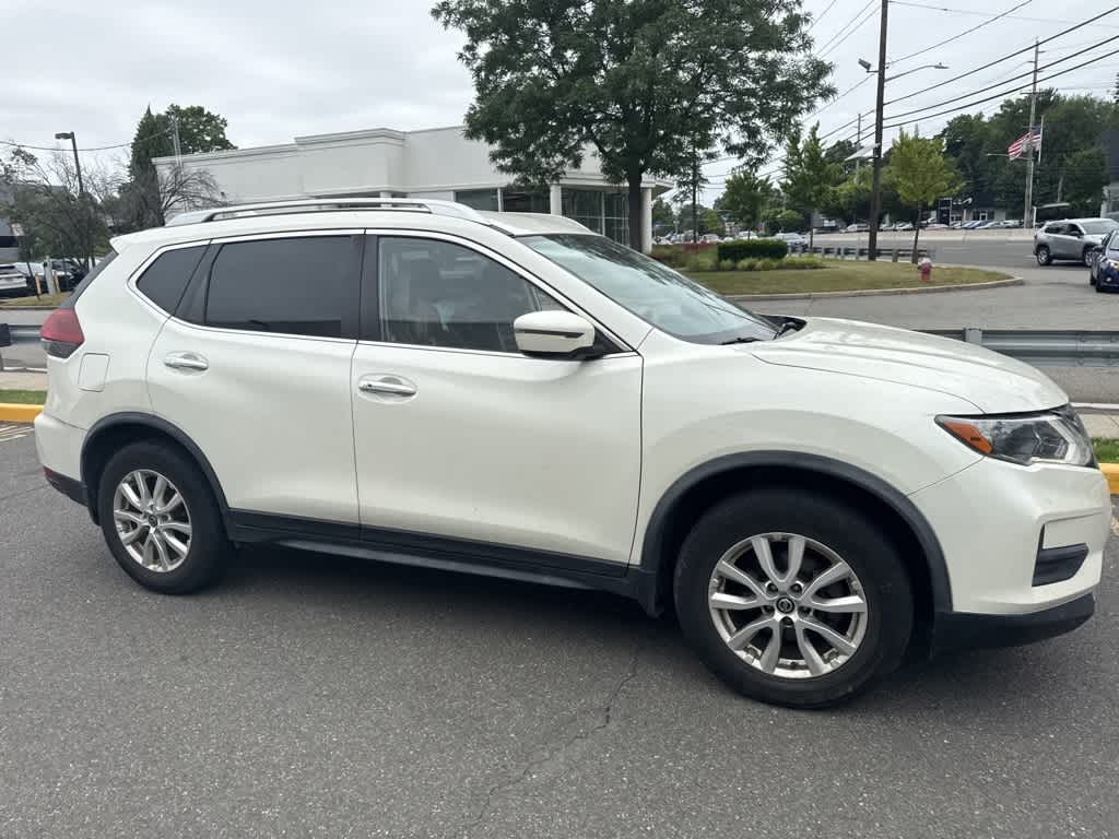 Thumbnail: 2020 Nissan Rogue - 17