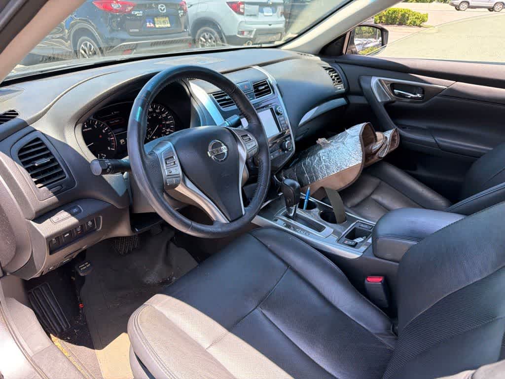 Thumbnail: 2015 Nissan Altima - 20