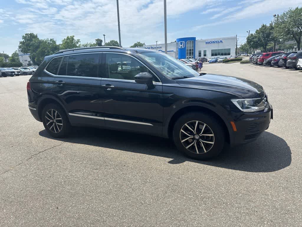 Thumbnail: 2021 Volkswagen Tiguan - 10