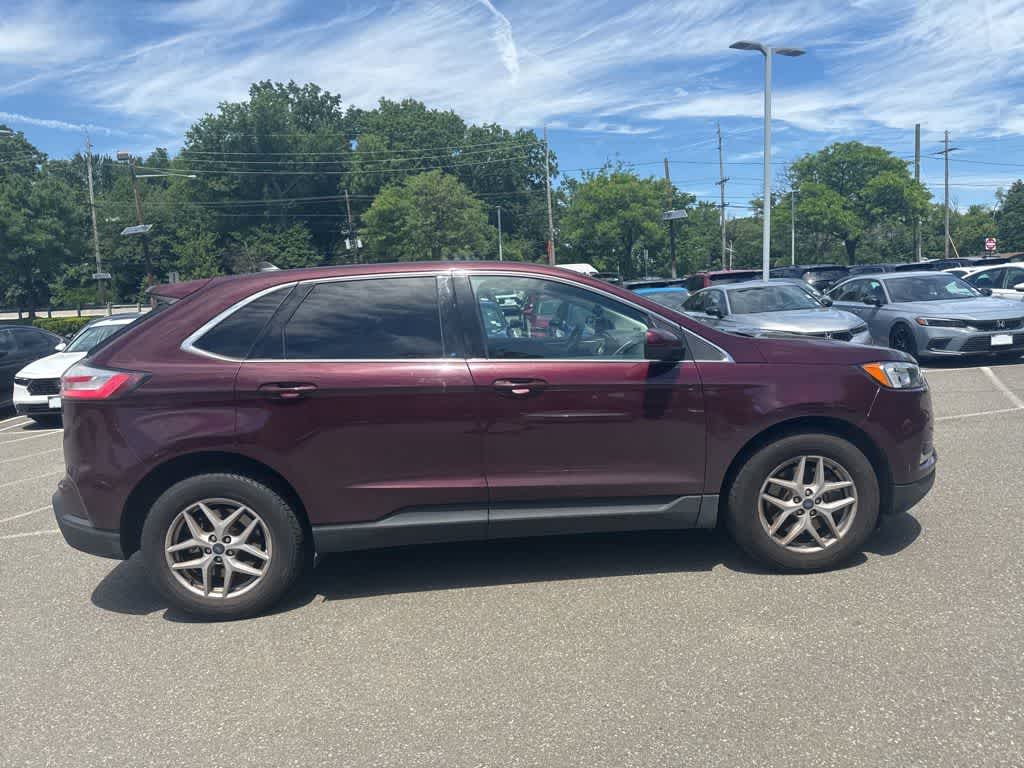 Thumbnail: 2021 Ford Edge - 11