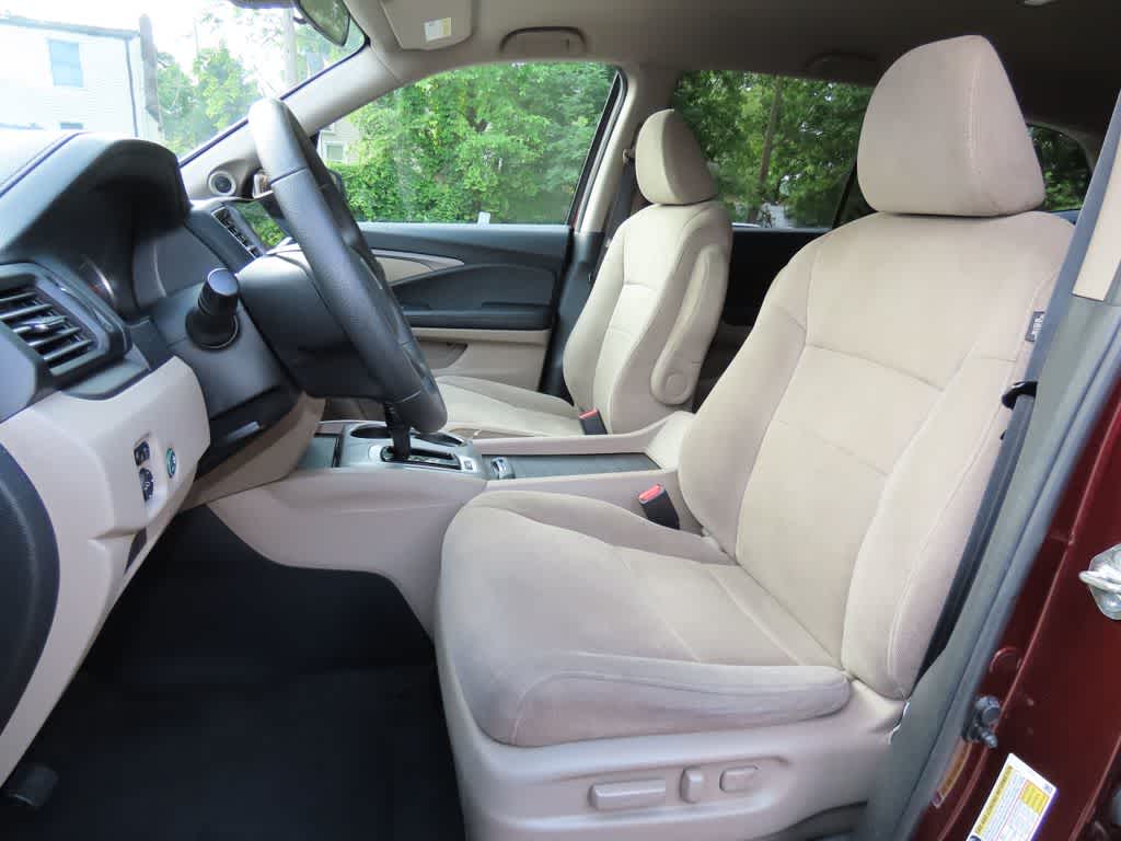 Thumbnail: 2019 Honda Pilot - 14