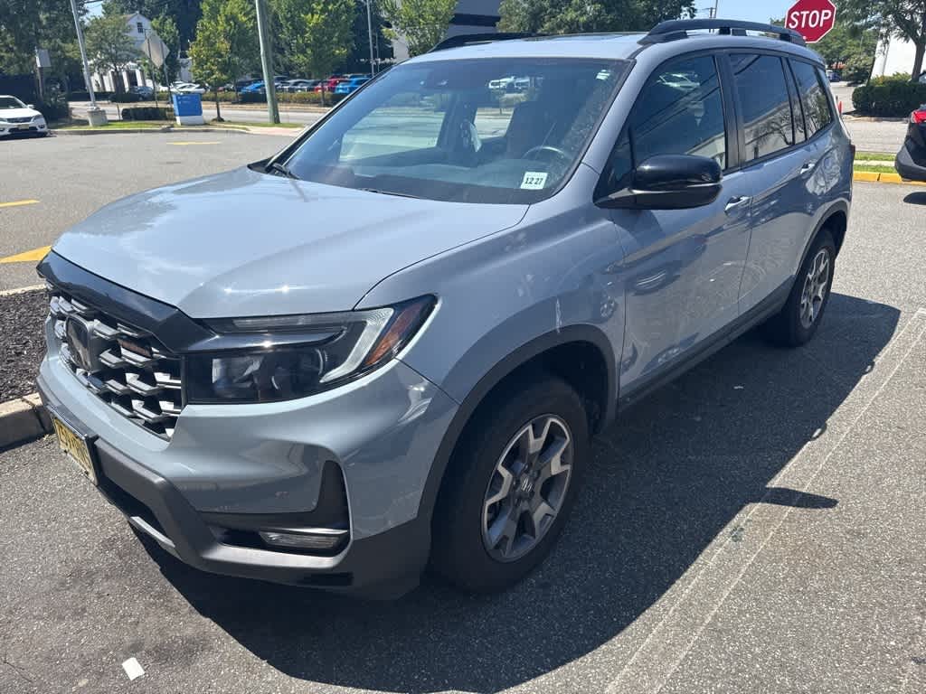 Thumbnail: 2022 Honda Passport - 3