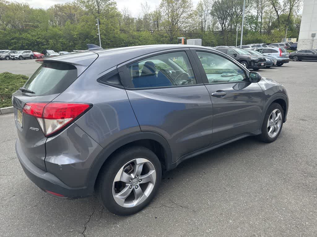 Thumbnail: 2022 Honda HR-V - 22