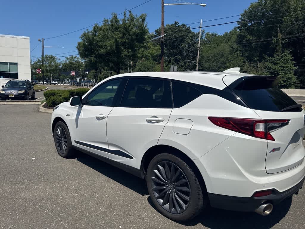 Thumbnail: 2022 Acura RDX - 8
