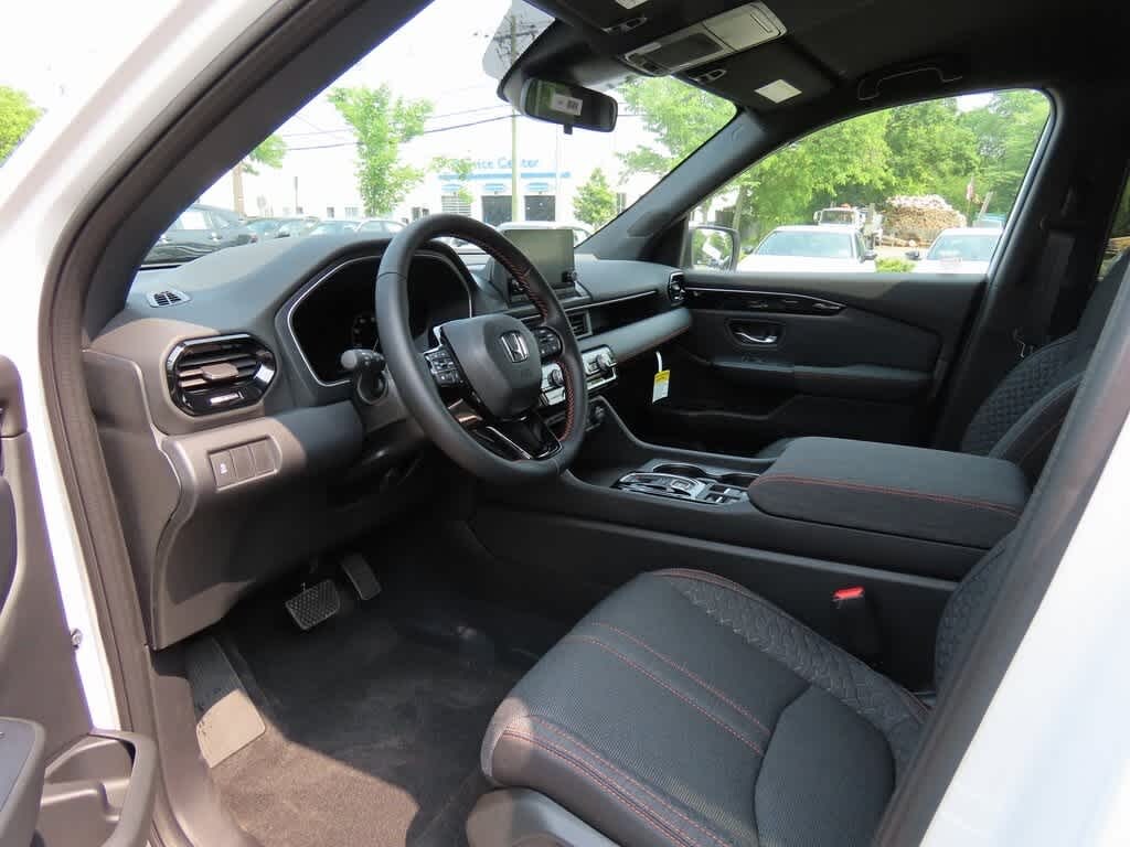 New 2025 Honda Pilot Sport SUV