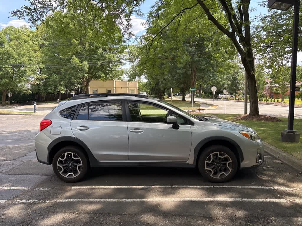 Thumbnail: 2016 Subaru Crosstrek - 5