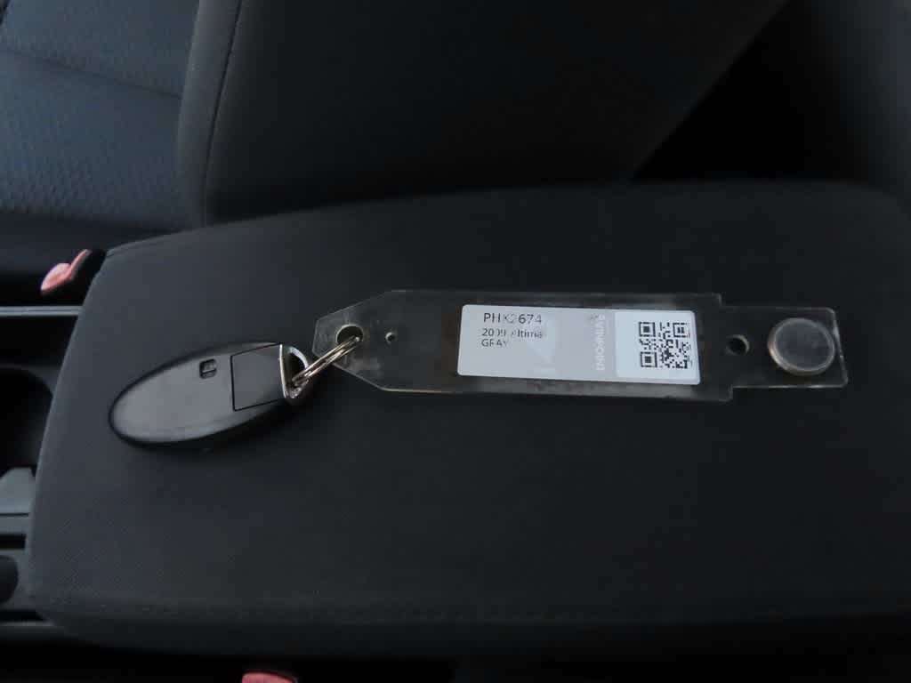 Thumbnail: 2009 Nissan Altima - 22